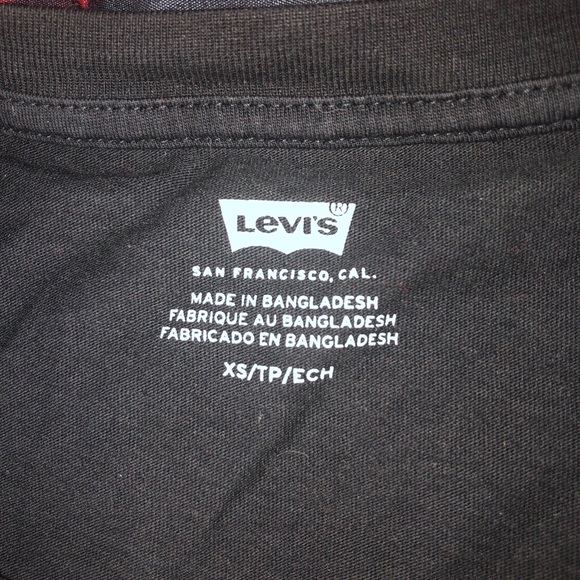 Levi’s tee - Picture 2 of 2